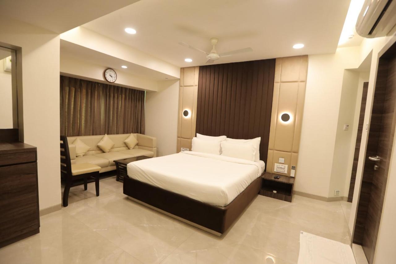 מומביי Hotel Naaz Executive מראה חיצוני תמונה